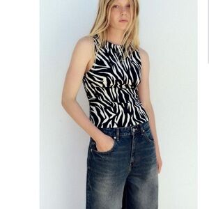 New Zara Women's Zebra Sleeveless shirt Fitted Tank Top Medium NWT Open Back